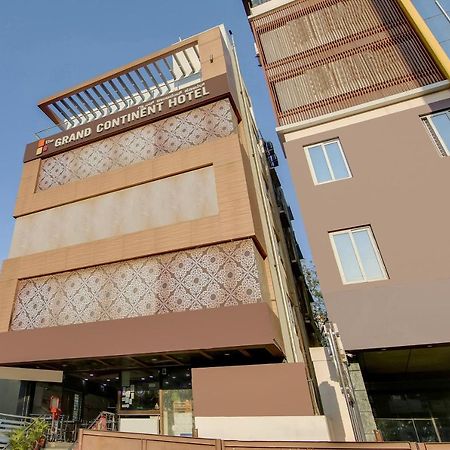 The Grand Continent Hotel Bangalore Exterior photo