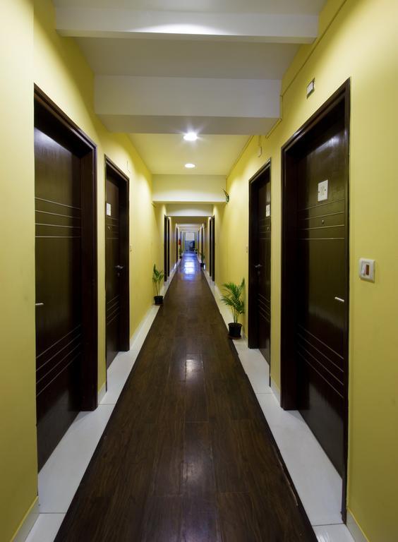 The Grand Continent Hotel Bangalore Exterior photo